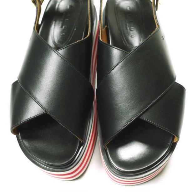 新品 MARNI マルニ 22SS フスベッドウエッジソールサンダル ZPMS007506 P3586 35.5(22-22.5cm) BLACK 定価119,900円 レザーストラップ 厚底 |  | 05