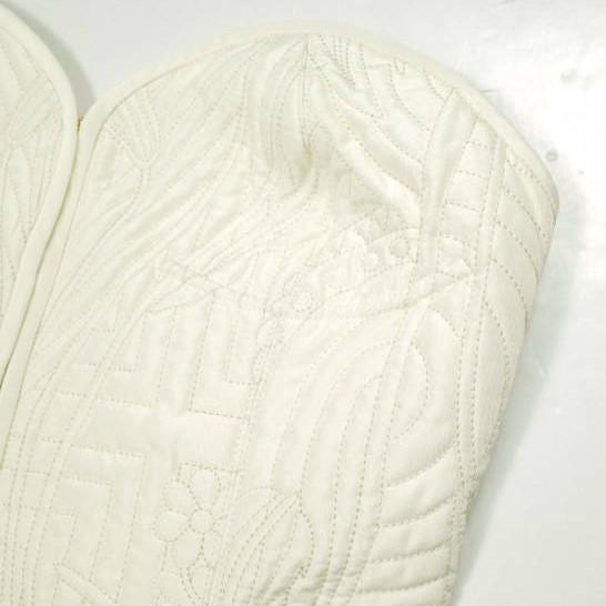 新品 Mame Kurogouchi マメクロゴウチ 23AW Floral Quilted Silk Bustier フローラルキルティングシルクビスチェ 2 ECRU 定価106,700円 |  | 07