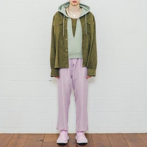 UNUSED アンユーズド 19SS 日本製 sweat hoodie スウェットフーディー US1532 00 ライトグリーン Vネック プルオーバー パーカー g23459 |  | 02