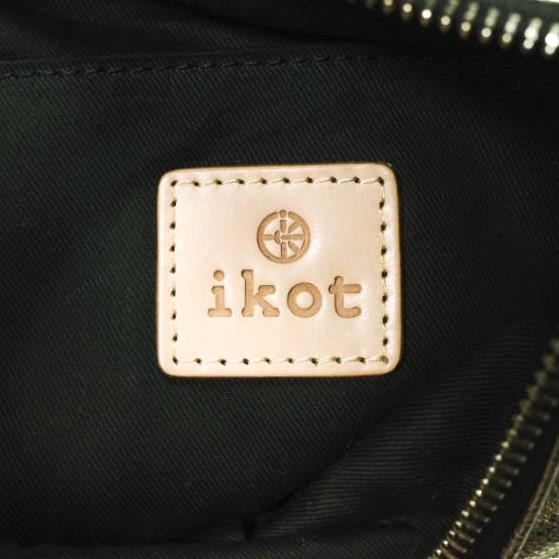 Ikot イコット 三日月型 ショルダーバッグ シャンパンゴールド カバン g23621 |  | 07
