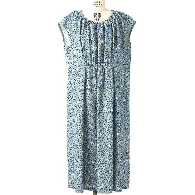 Drawer ドゥロワー 24SS 日本製 PRE2 フラワープリントリボンワンピース 6526-299-1463 36 Blue 花柄 ノースリーブ ドレス 定価160,600円 |  | 02