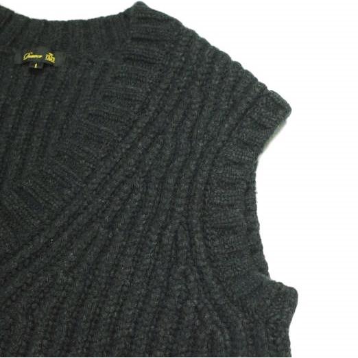 Drawer ドゥロワー 22AW 3G畔編みVネックニットベスト 6518-105-0496 1 チャコールグレー セーター プルオーバー 定価69,300円 g23680 |  | 05