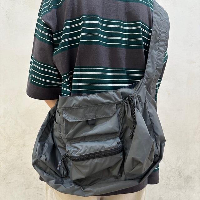WEEKEND(ER) x BEAUTY＆YOUTH ウィークエンダー 別注 REVERSIBLE SHOULDER BAG リバーシブルショルダーバッグ MD.GRAY/NAVY カバン g23700 |  | 02