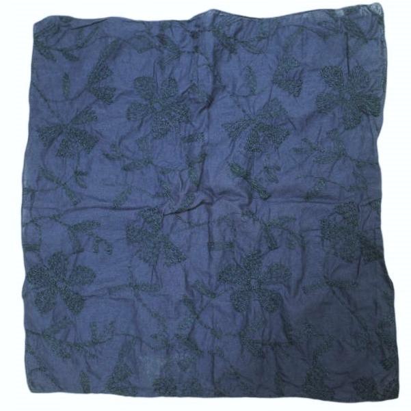 Engineered Garments エンジニアードガーメンツ Flower Embroidered Bandana 花柄刺繍 ハンカチーフ Navy バンダナ ポケットチーフ |  | 01