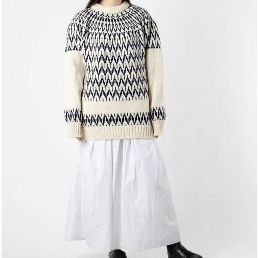 GUERNSEY WOOLLENS ガンジーウーレンズ イギリス製 ICEMAN TWOTONE SWEATER アイスマン求心柄セーター 38 Natural/Black ニット g24423 |  | 02