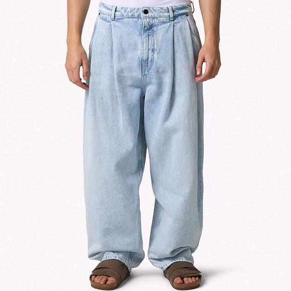 HED MAYNER ヘドメイナー 25SS イタリア製 PLEATED DENIM PANTS 2プリーツデニムパンツ HMMA67021A HA190 XS LIGHT/PASTEL BLUE ワイド バギー ジーンズ 定価101,200円 ボトムス【新古品】【中古】【HED MAYNER】 新品 HED MAYNER ヘドメイナー 25SS PLEATED DENIM PANTS 2プリーツ