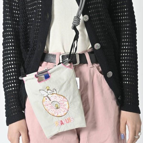 新品 BALL＆CHAIN x PEANUTS ボールアンドチェーン 別注 SNOOPY DONUT Sサイズ 326201 P.GRAY ショルダーバッグ サコッシュ カバン g24957 |  | 02