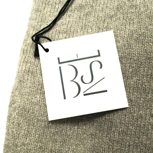 新品 BASERANGE ベースレンジ 24AW WHIT GLOVES Recycled Cashmere カシミヤグローブ ACWG-RC-WI24 STOPPA BROWN 定価21,780円 手袋 |  | 03