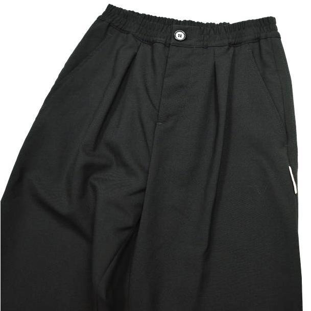 新品 MARNI マルニ 23AW Wool Tropical 1-Pleat Trousers ウールトロピカル1プリーツテーパードパンツ PAMA0317MU 36 BLACK 定価97,900円 |  | 04
