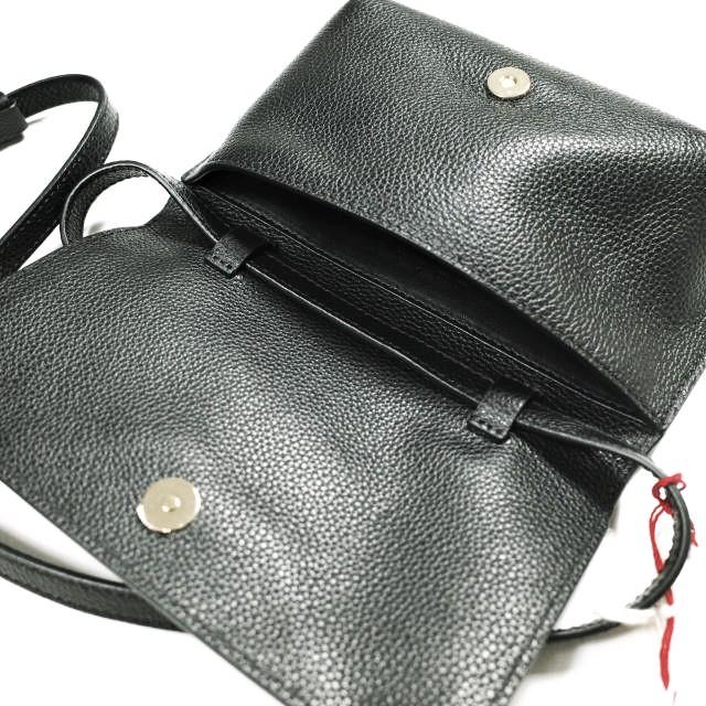 新品 MARNI マルニ 25SS Mending Black Leather Shoulder Bag 2WAY レザーショルダーバッグ PHMO0038U1 P6533 BLACK(00N99) 定価157,300円 |  | 06