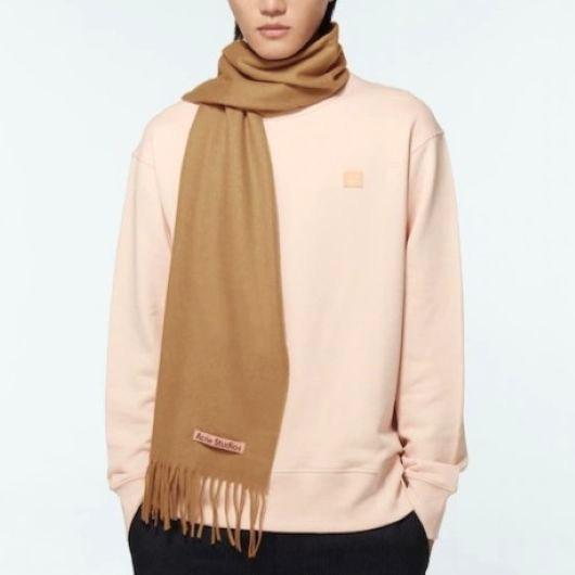 新品 Acne Studios アクネストゥディオズ イタリア製 CANADA NEW フリンジウールマフラー CAMEL 大判サイズ ユニセックス g25046 |  | 02
