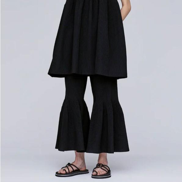 新品 CFCL シーエフシーエル 25SS 日本製 HYPHA BELL BOTTOM PANTS ベルボトムパンツ CF009KF122 Free BLACK イッセイミヤケ 定価99,000円 |  | 02