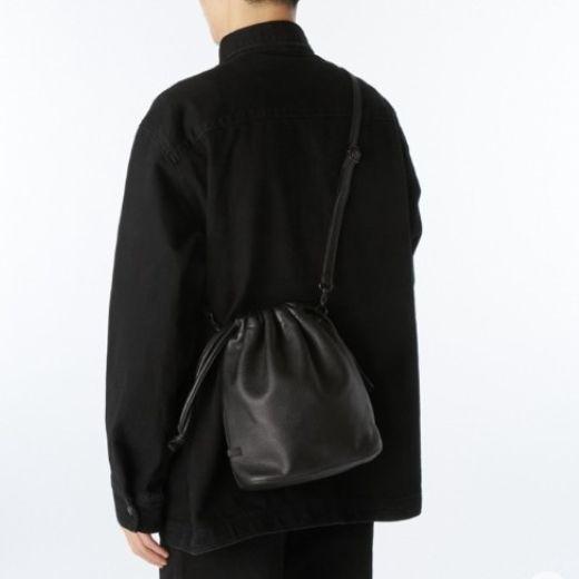 新品 N.HOOLYWOOD x YOSHIDA＆Co. エヌハリウッド 25AW 別注 DRAWSTRING BAG 2WAYショルダーバッグ 2254-AC02 peg BLACK PORTER 巾着 |  | 02