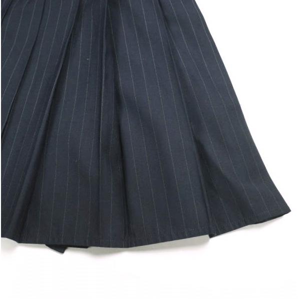 Ray BEAMS レイビームス 24SS ピンストライププリーツミニスカート 61-27-1048-462 0 NAVY ボトムス g25417 |  | 05