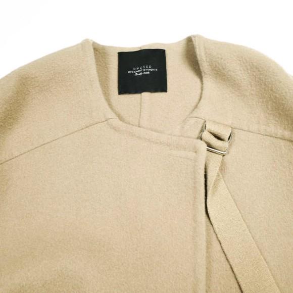 UNUSED アンユーズド 日本製 Collarless Coat BIGシルエット ウールノーカラーストラップコート US1213 2 CAMEL 定価107,800円 アウター |  | 04