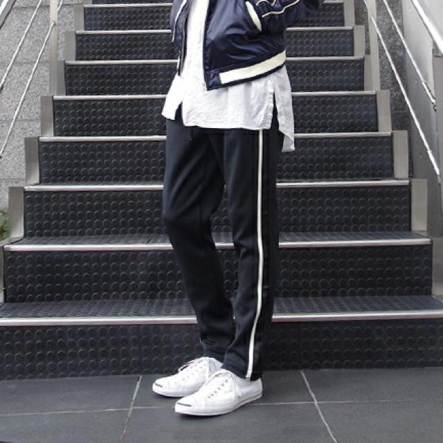 BED J.W. FORD ベッドフォード 日本製 CLOSET 03 4タックサイドライントラックパンツ 1 BLACK ジャージー トラウザーズ ボトムス g25578 |  | 02