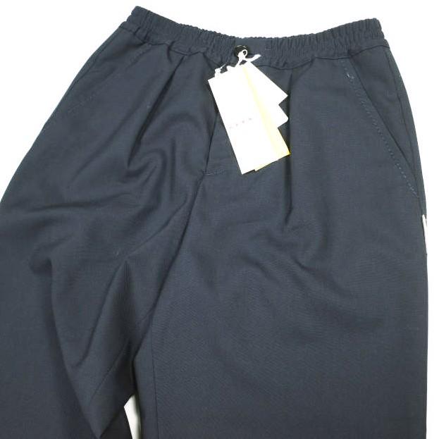 MARNI マルニ 23SS Wool Tropical 1-Pleat Trousers ウールトロピカル1プリーツテーパードパンツ PAMA0317U2 TW839 40 NAVY 定価97,900円 |  | 03