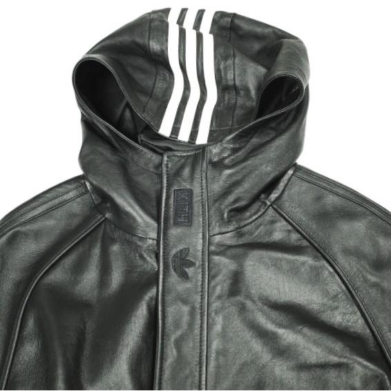 新品 KITH NYC x adidas キス アディダス 25SS Football Stadium Coat レザー フットボールスタジアムコート JD7940 M BLACK 定価275,000円 |  | 07