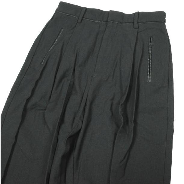 UNITED TOKYO ユナイテッドトウキョウ 日本製 タックテーパードパンツ 141440001 2 BLACK STUDIOUS スラックス ボトムス g26146 |  | 03