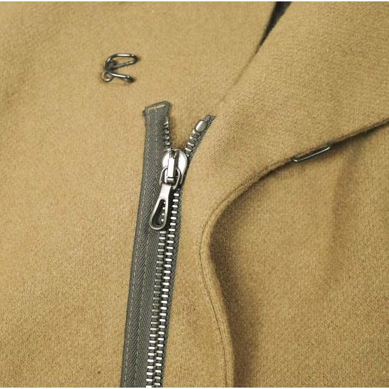 KAZUYUKI KUMAGAI ATTACHMENT カズユキクマガイ カシミヤ混ストレッチ圧縮メルトン スタンドカラーショートコート KB83-047 1 CAMEL |  | 05