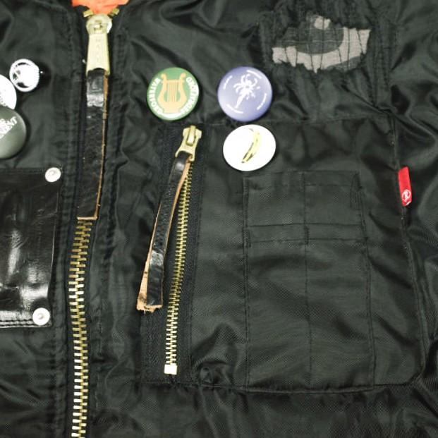 RESURRECTION13 リザラクション13 25AW MA-1 VEST ダメージ＆リペア加工 フライトベスト L BLACK 中綿 ピンバッチ アウター g26792 |  | 04