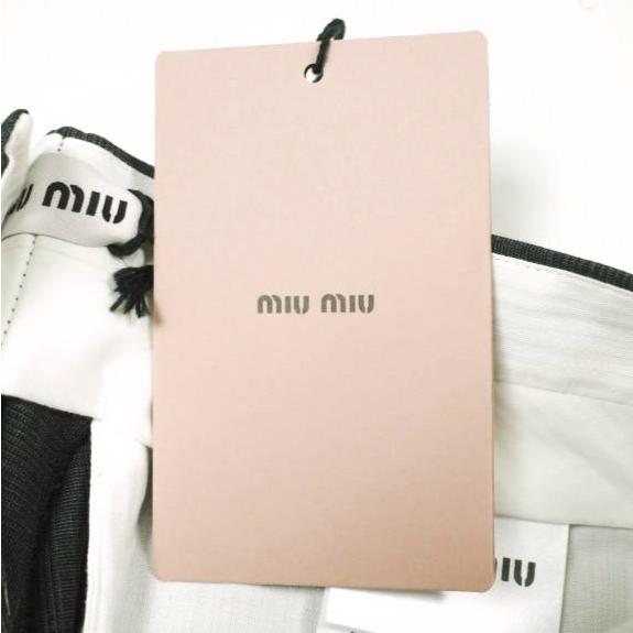 新品 MIU MIU ミュウミュウ トロピカルウール グレンチェックスラックス 2024年モデル DNA973 S000 17AG 44 CHARCOAL GRAY パンツ g26813 |  | 02