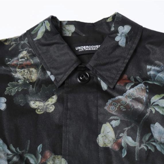新品 UNDERCOVER アンダーカバー 25AW 日本製 バタフライプリント オイルドステンカラーコート UC2E4309 3 BLACK 定価132,000円 アウター |  | 04
