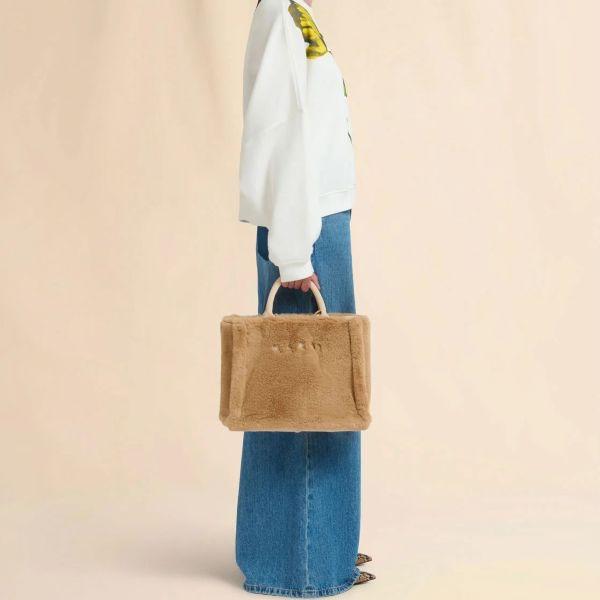 新品 MARNI マルニ 25AW FAUX FUR BASKET SHOPPER フェイクファー バスケットショッパー SHMP0077U6 P8681 定価141,900円 ショルダーバッグ |  | 03