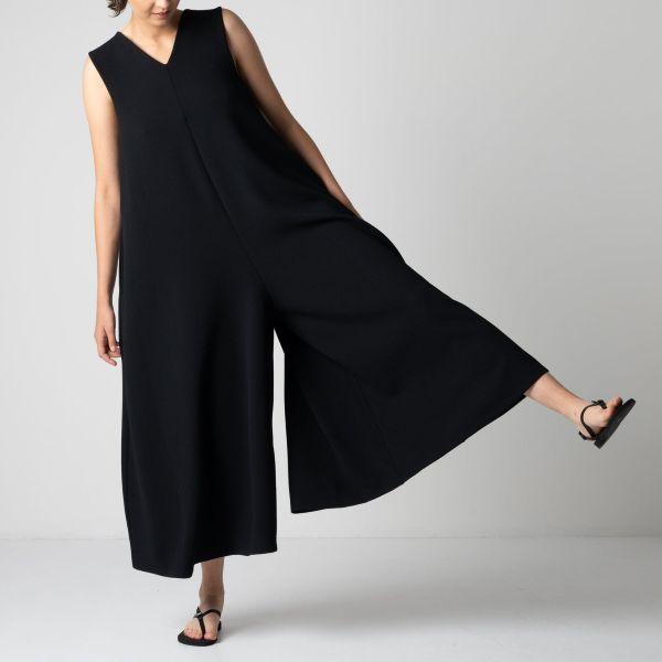 新品 COGTHEBIGSMOKE コグザビッグスモーク 25SS HANNA JUMPSUIT リンクルジャージーVネックフレアジャンプスーツ 12702-212-814-1 1 BLACK |  | 02