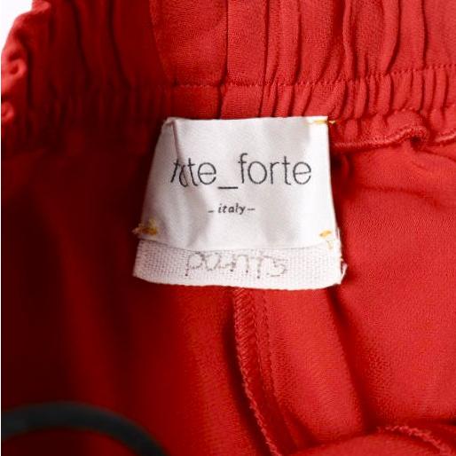新品 forte_forte フォルテ フォルテ イタリア製 10660 my pants レーヨンテーパードイージーパンツ 871-81517 1(M) RED 定価69,300円 |  | 06