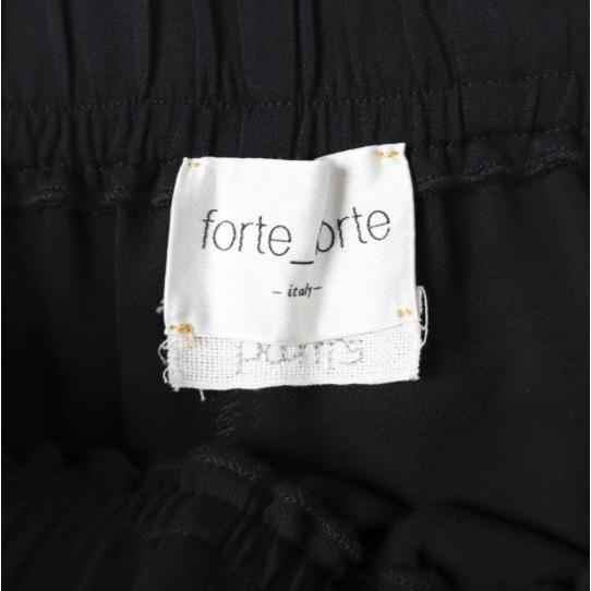 新品 forte_forte フォルテ フォルテ イタリア製 10660 my pants レーヨンテーパードイージーパンツ 871-81517 1(M) BLACK 定価69,300円 |  | 04