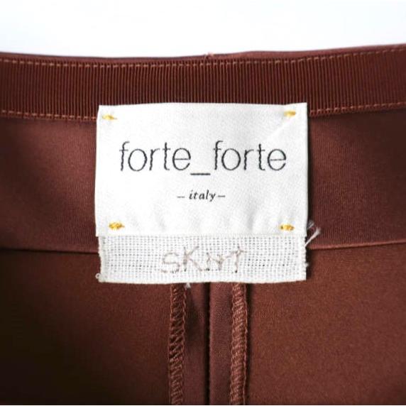 新品 forte_forte フォルテ フォルテ イタリア製 ストレッチサテン ミディスカート 10640 my skirt 871-81600 1(M) Chocolate 定価75,900円 |  | 03