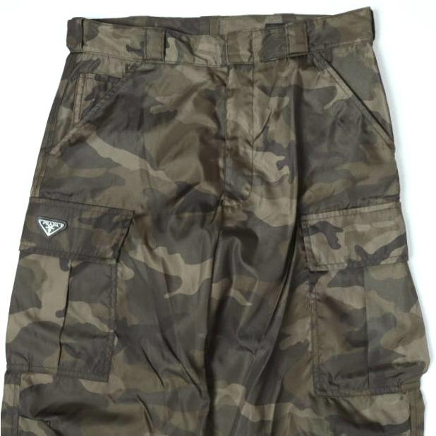 PRADA プラダ 23AW Camouflage Re-Nylon cargo pants 三角プレートロゴ カモフラージュ リナイロン カーゴパンツ SPH286 S222 14T5 M OLIVE |  | 03
