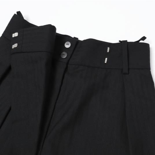 LOEWE ロエベ 24AW イタリア製 Cropped Wrap Trousers クロップドラップパンツ S540Y04XIH 36 BLACK タック ワイド スラックス ボトムス |  | 06