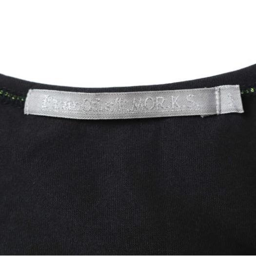 FranCisT_MOR.K.S. フランシストモークス 日本製 サイドロゴテープ VネックTシャツ 3 BLACK 半袖 スカル ハイビスカス ハート ワッペン |  | 02