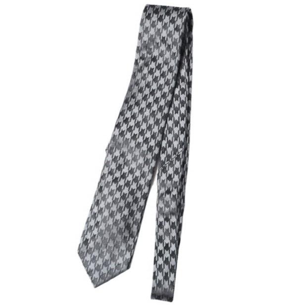 TOM FORD トムフォード イタリア製 千鳥格子シルクネクタイ GRAY/BLACK g27775 | 