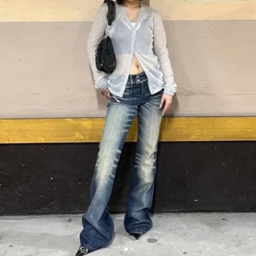DIESEL ディーゼル D-Hush ウォッシュ加工 ブーツカットデニムパンツ A14740 09J46 W23 Indigo ジップフライ ジーンズ 定価63,800円 |  | 02