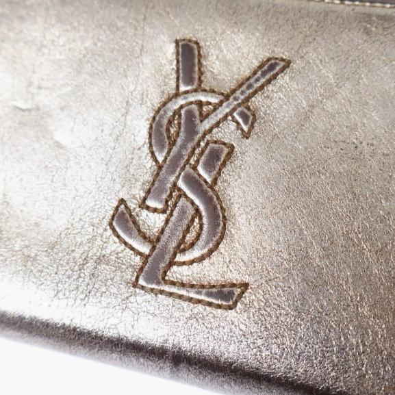 YVES SAINT LAURENT イヴサンローラン カサンドラ ラウンドファスナー ロングウォレット ブロンズ YSL サンローラン 長財布 g27909 |  | 02