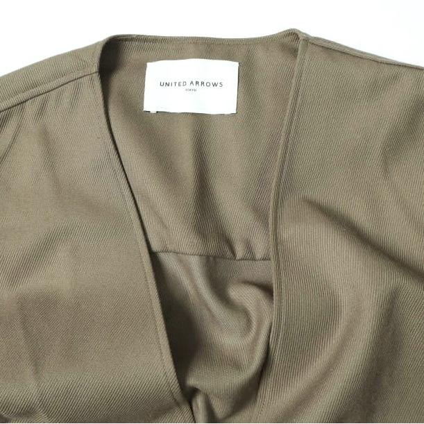 UNITED ARROWS ユナイテッドアローズ ツイル Vノーカラーシャツジャケット 1522-162-2890 Free OLIVE ベルテッド アウター g27979 |  | 04