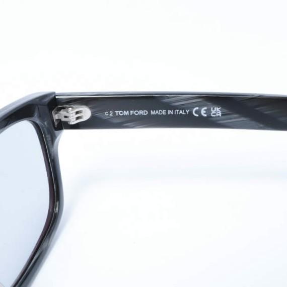 TOM FORD トムフォード イタリア製 TF1232-D 63A 日本企画モデル ウェリントンサングラス 55サイズ BLACK 定価70,400円 スクエア メガネ |  | 08