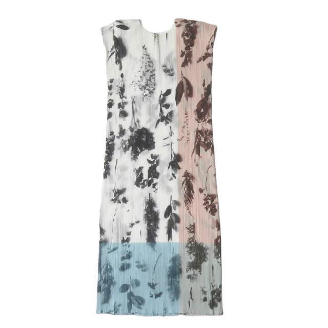 PLEATS PLEASE プリーツプリーズ 日本製 フラワープリント プリーツノースリーブワンピース PP43-JT577 3 マルチカラー チュニック g3490 |  | 01