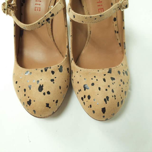新品 CHIE MIHARA チエミハラ GIA アニマル柄 スエードストラップヒールパンプス 361/2(23-23.5cm) TAN チャンキー シューズ g5911 |  | 04