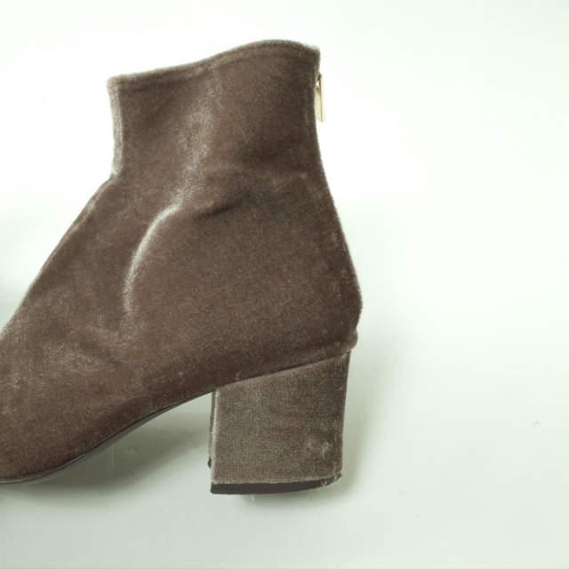 ADAM ET ROPE アダムエロペ 日本製 ベルベットショートブーツ 22 1/2(22.5cm) スモークピンク ヒール ベロア バックジップ シューズ g6831 |  | 05