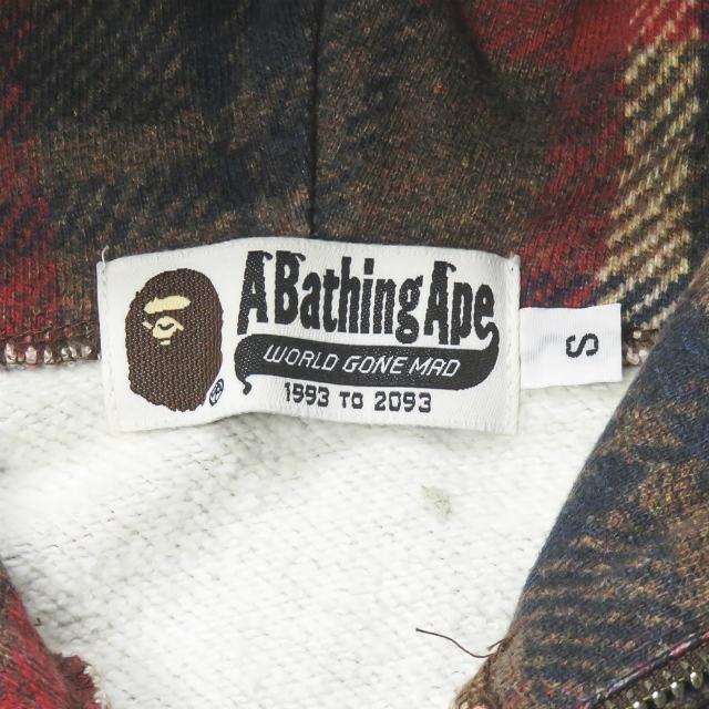 ア ベイシング エイプ A BATHING APE 日本製 ラブジェネチェック スウェットフルジップパーカー 1860-115-035 S レッド/ベージュ等 BAPE トップス |  | 02
