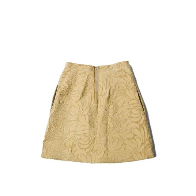 CARVEN カルヴェン カルベン フロントタックジャガードスカート 38 ベージュ フリンジ コットン ボトムス lc21847 |  | 01