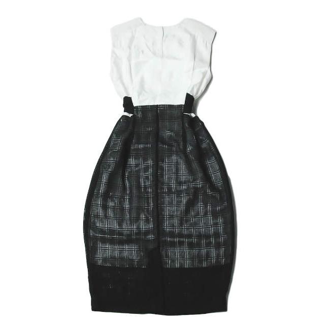 TOGA PULLA トーガ プルラ メッシュレイヤードノースリーブワンピース TP41-FH225 2 ホワイト/ブラック ドレス シースルー lc25512 |  | 01