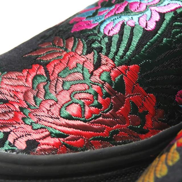 バンズ VANS CLASSIC SLIP-ON Festival Satin クラシックスリッポン フェスティバルサテン US6.5(24.5cm) ブラック ジャガード チャイナ スニーカー |  | 07