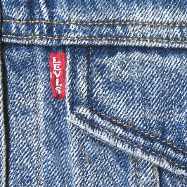 リーバイス Levi's EX ボーイフレンド トラッカージャケット 29944-0055 M SOFT AS BUTTER MID(ライトインディゴ) Gジャン 3rd デニムジャケット BIG E |  | 06