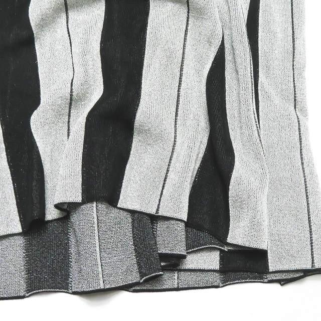 グッチ GUCCI イタリア製 ラメプリーツニットスカート 434186-X5D03 M ブラック/シルバー メタリック レーヨン ストライプ ボトムス |  | 06