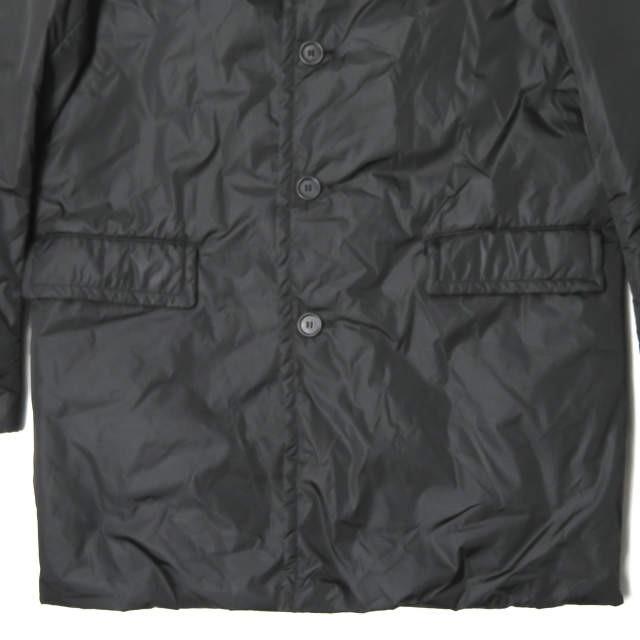 プラダ PRADA イタリア製 ナイロンパデッドレイズドネックコート プラダ PRADA イタリア製 ナイロンパデッドレイズドネックコート